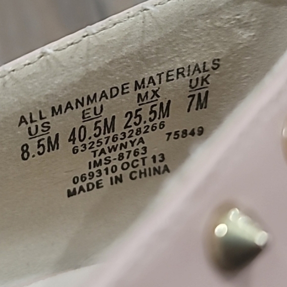 Kardashian Kollection Pink Studded Heels, Women's Size 8.5 - Picture 7 of 16